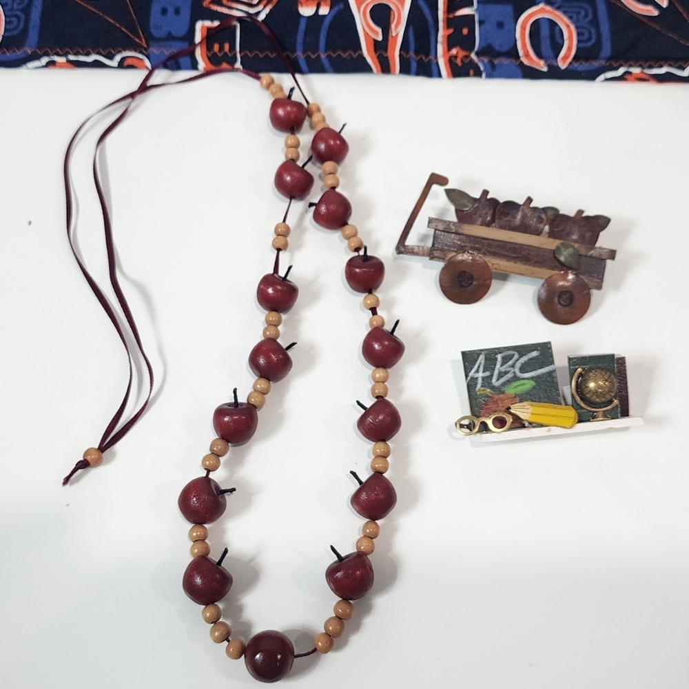 Teacher Necklace And Brooche Set